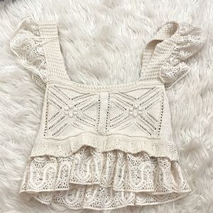 zara top size small!